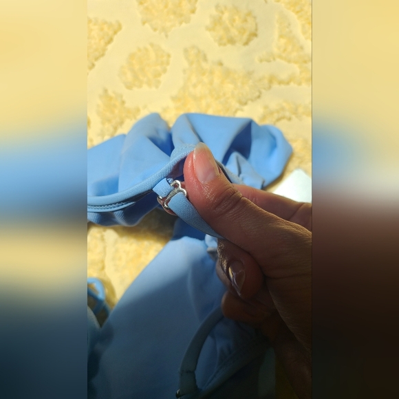 NWT Gorgeous Blue Off-Shoulder Swim Top - Picture 6 of 6